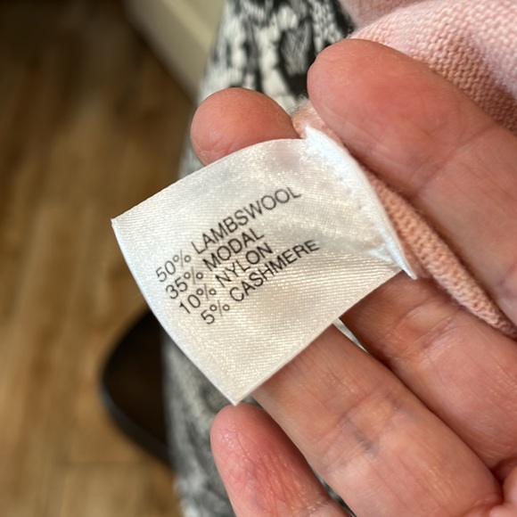 KEW wool cashmere beaded sweater - Picture 8 of 9